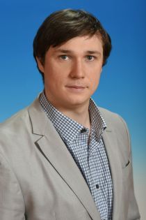 Жарков Алекандр Витальевич.